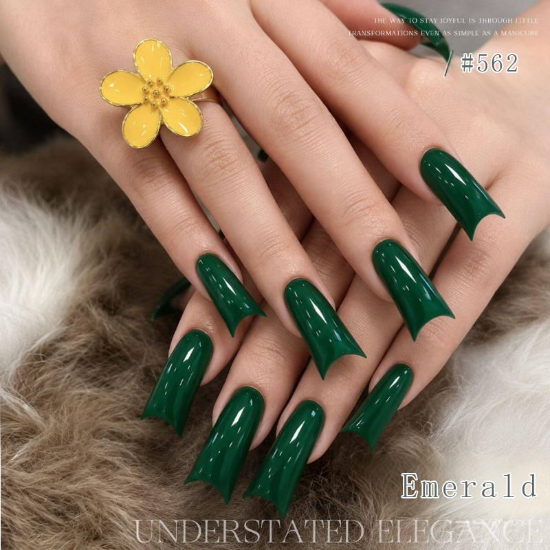 Nail Art Emerald Green - طلاء أظافر جل بلون أخضر زمردي